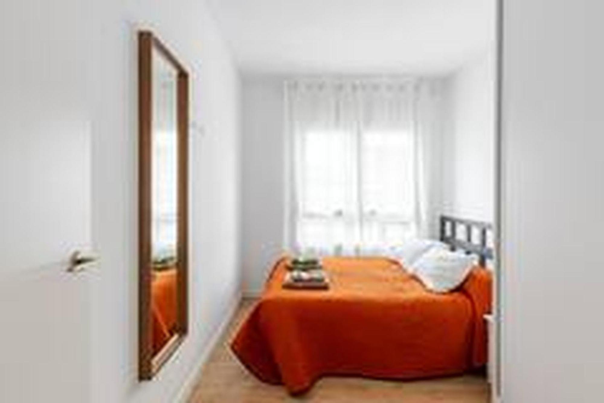 Apartamentos Nuevo Con Aire Y Wifi Águilas Exterior foto